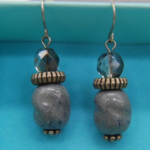 Lot of 2 pairs of Dangle Earrings - Very Nice - Picture 4 of 9